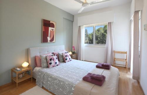 Larnaca Apartment | Cozy Holiday Apartment In Larnaca Near Foinikoudes
