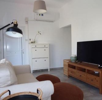 Pyla Apartment | Cozy Holiday Apartment with Balcony