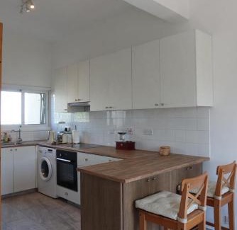 Pyla Apartment | Cozy Holiday Apartment with Balcony