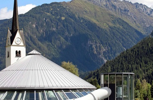 Wald im Pinzgau House | Cozy Holiday Home in Königsleiten with Sauna