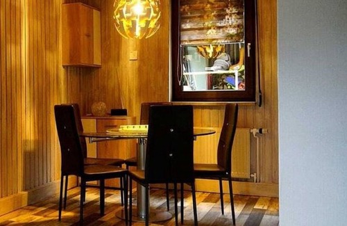Guentersberge House | Cozy Holiday Home in Güntersberge with Lake View