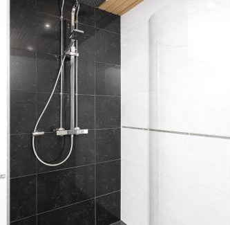 Espoo Centre Apartment | Cozy Holiday Home with Outside Jacuzzi & Sauna