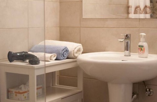 Lourdata House | Cozy Home -5 min from Lourdas Beach