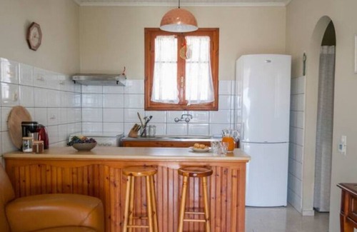 Lourdata House | Cozy Home -5 min from Lourdas Beach