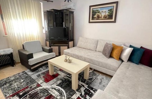 Tepelene Apartment | cozy home