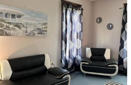 Steubenville House | Cozy home away from home. Located in Steubenville.