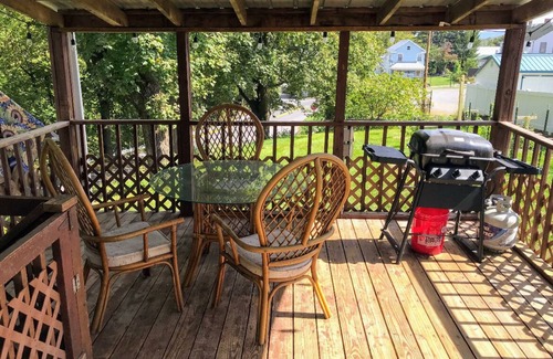 Mifflin House | Cozy Home close to town/50 minutes to Penn State.n