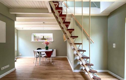 Bergen aan Zee House | Cozy Home In Bergen Aan Zee With Wifi