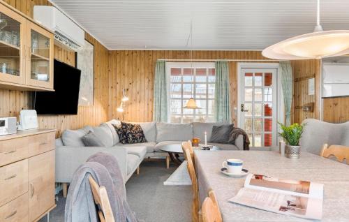 Bjert House | Cozy Home In Bjert With Wifi