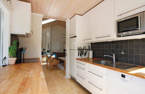 Hoeve Strand House | Cozy home in Fårevejle with sauna