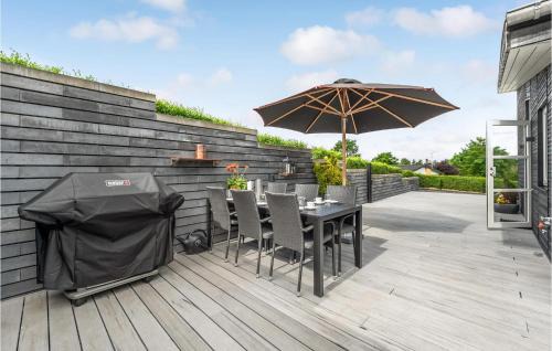 Hvalpsund House | Cozy Home In Farsø With Wifi