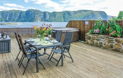 Farsund House | Cozy Home In Farsund With Sauna
