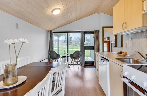 Hanstholm House | Cozy home in Hanstholm with kitchen