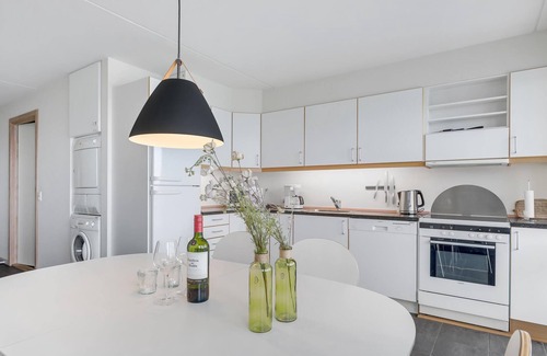 Hasle House | Cozy home in Hasle with house sea view