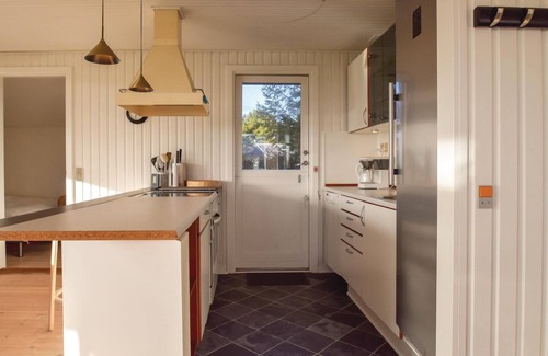 Østerskov House | Cozy home in Humble with WiFi