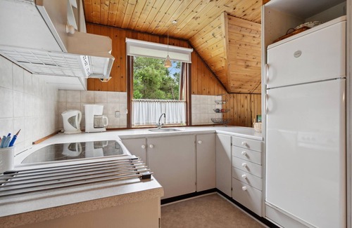 Houstrup House | Cozy home in Nørre Nebel with kitchen