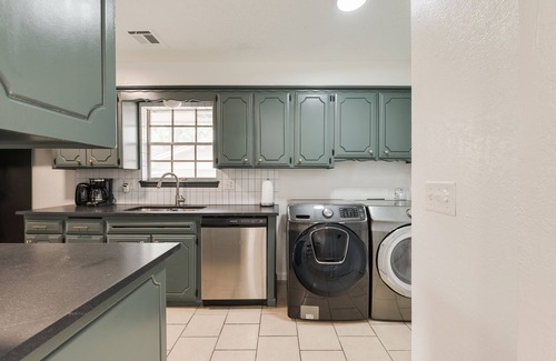 Oklahoma City House | Cozy Home in NW OKC with garage & TVs in every room!