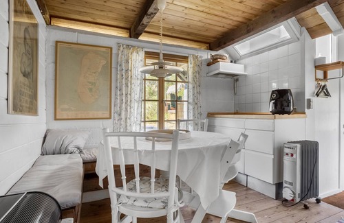 Lakolk House | Cozy home in Rømø with kitchen