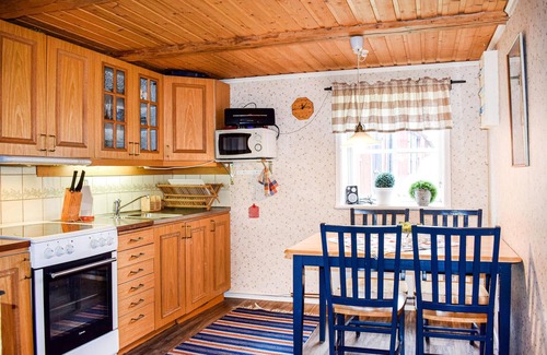 Rorvik House | Cozy home in Rörvik with lake view