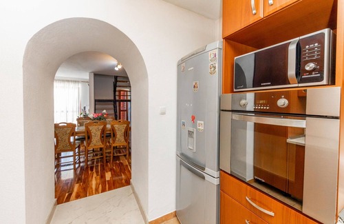 Seget Donji House | Cozy home in Seget Donji