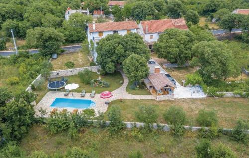 Promina House | Cozy Home In Sibenik With Sauna