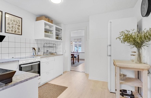 Lohals House | Cozy home in Tranekær with kitchen