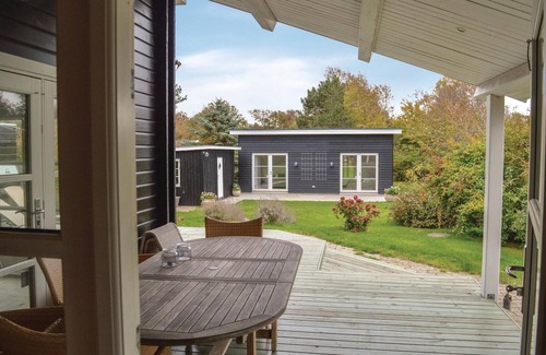 Holloselund House | Cozy home in Vejby with sauna