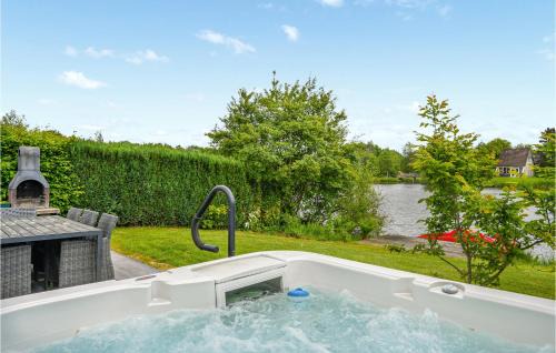 Vlagtwedde House | Cozy Home In Vlagtwedde With Sauna