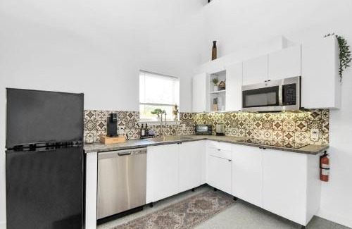 Fresno House | Cozy Home Sleeps9 HighSpeed WiFi500MBPS Plus