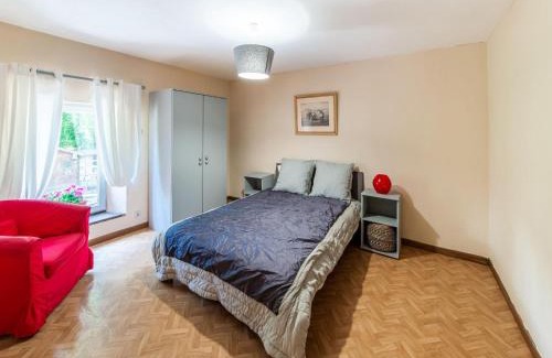 Petit-Thier House | Cozy Home with Garden, Ennal