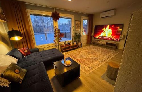 Rovaniemi Villa | Cozy home with sauna and kota