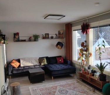 Rovaniemi Villa | Cozy home with sauna and kota