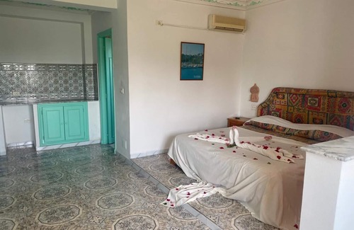 Hammamet Sud House | Cozy hotel suite in enchanting Hammamet with AC, WiFi