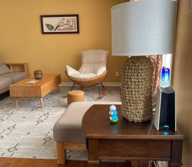 Brossard House | Cozy house in Brossard