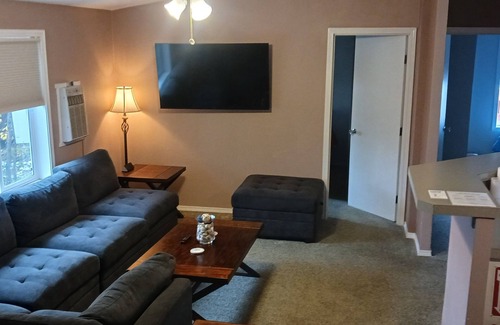 Healy House | Cozy House Near Denali sleeps up to 6 persons