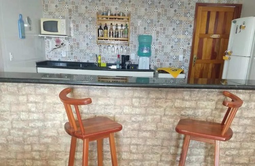Sao Vicente de Paula House | Cozy house with swimming pool in condominium with lagoon.