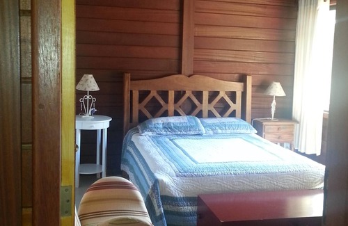 Teresopolis House | Cozy house with pool, whirlpool, fireplace, pizza oven, garden.