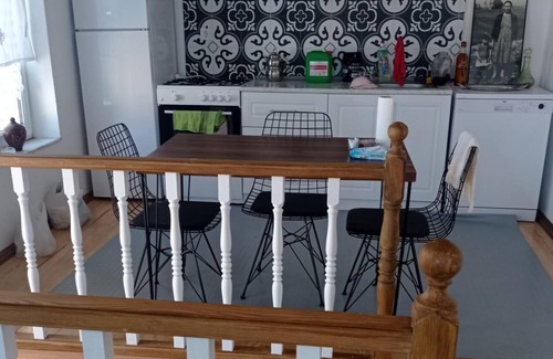 Ayvalik City Center Villa | Cozy House with Sea View in Ayvalik