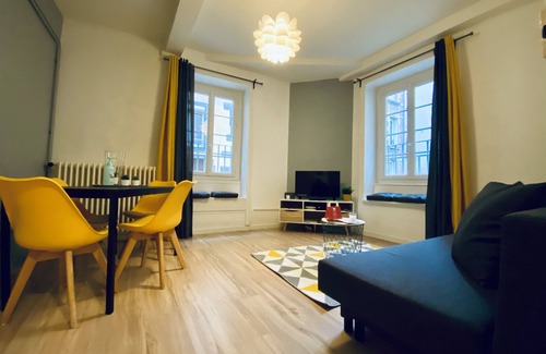 Clermont Ferrand City Centre Apartment | 🌟 Cozy is not central plateau 🌟