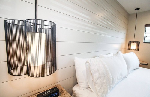 Whitney Beach Resort | COZY ISLAND ROOMS at Bali Hai Beach Resort