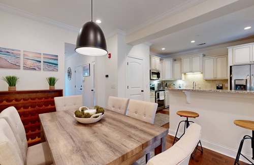 Epworth Acres House | Cozy island townhouse w/screened porch, shared pool, & serene pond views