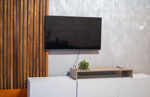 Entebbe Apartment | Cozy Lake View Apartment.