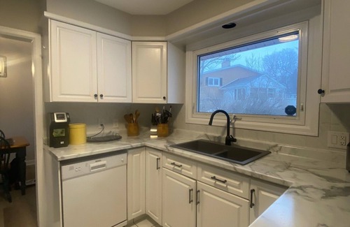 Moncton House | Cozy Lake view house with 5 rooms and two full bathrooms with great amenities.