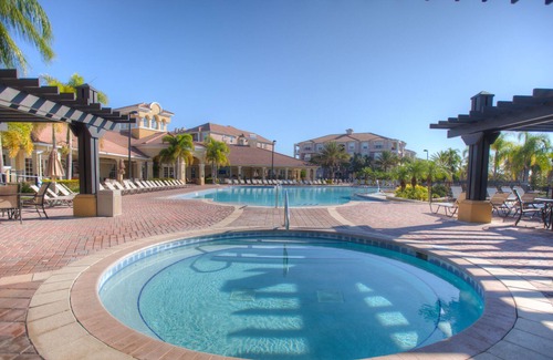 Florida Central Atlantic Coast Condo | Cozy Lakeview Condo w/ Private Balcony!