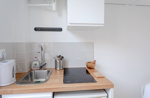 17th Arrondissement Apartment | Cozy little nest in Les Batignolles