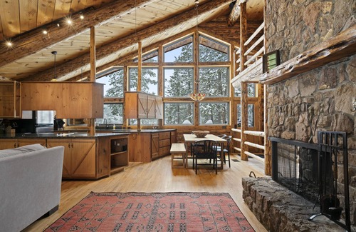 Durango Cabin | Cozy log cabin 10 mins from town