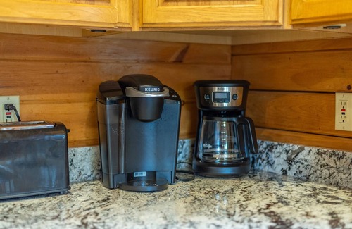Asheville House | Cozy Log Home with Hot Tub Minutes to Downtown, Breweries & Trails!