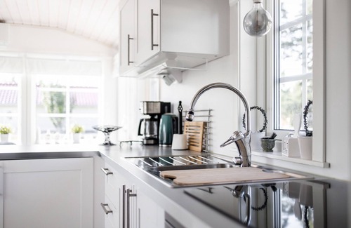 Hammar House | Cozy mobile home near sandy beach | SE11015