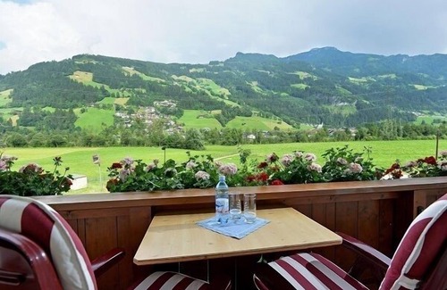 Hippach Apartment | Cozy, modern apartment with 2 bedrooms and stunning views