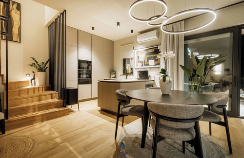 Tar-Vabriga Villa | Cozy Modern Villa Getaway for 6, with Saltwater Pool, Close to Beaches